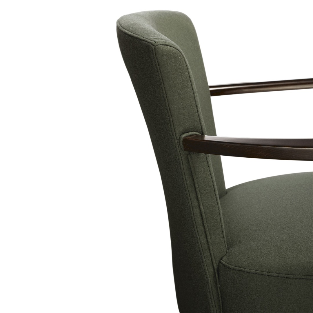 BR-1026-1 Caraluna Arm Chair